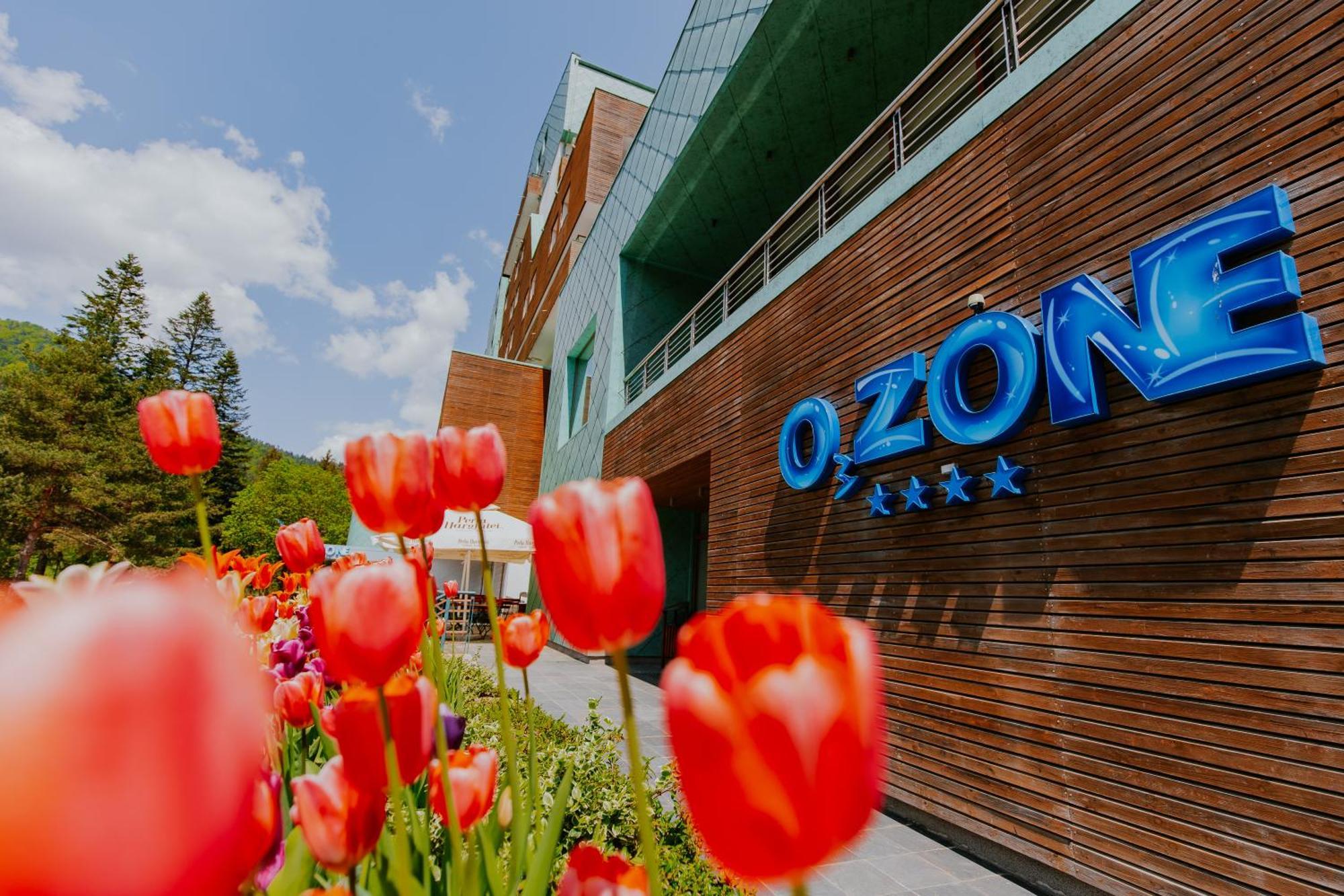 Hotel O3Zone Tusnádfürdő Kültér fotó