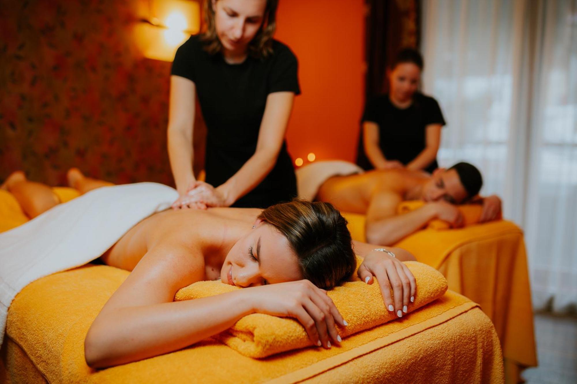 Hotel O3Zone Tusnádfürdő Kültér fotó